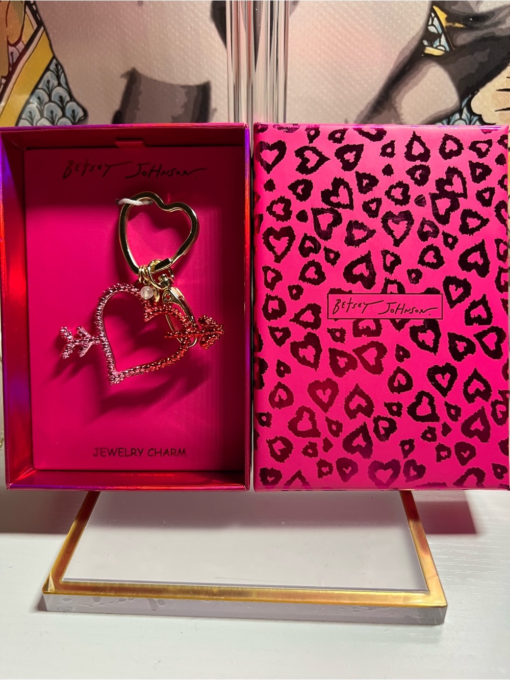 BETSEY JOHNSON 💘 Heart & Arrow Bag Charm Keychain